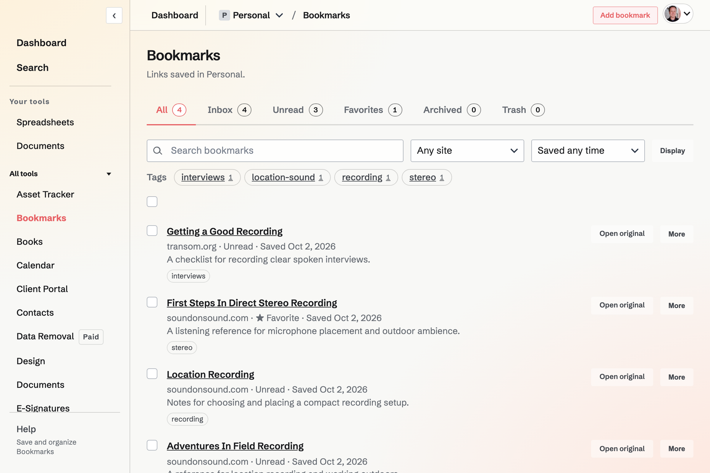 The Bookmarks list with saved links, their tags and read state.