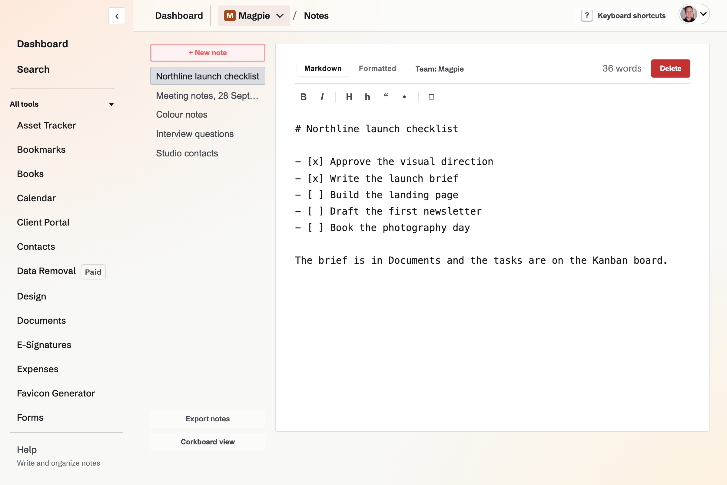 Notes with a list of notes and a checklist note open in the Markdown editor.