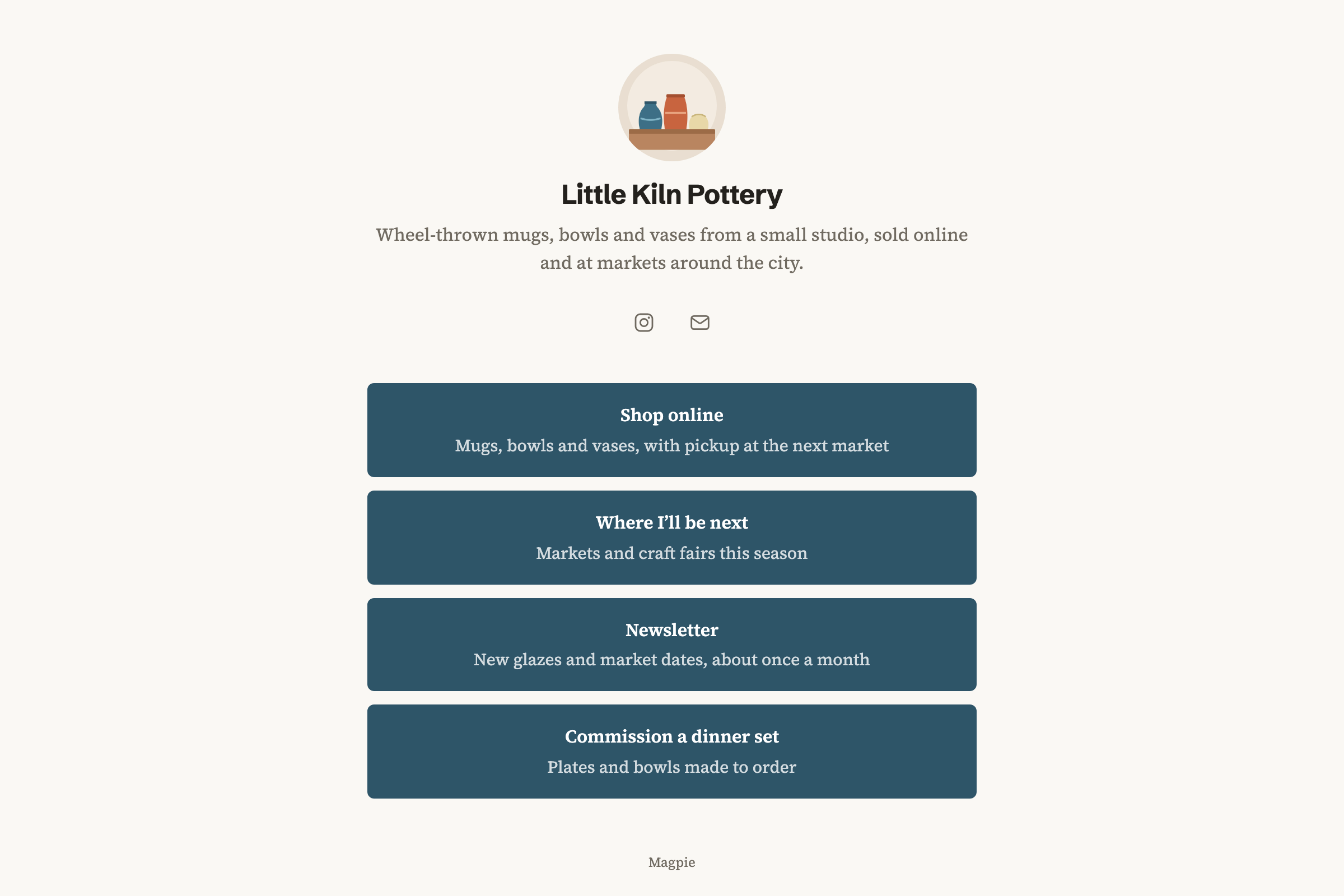 Little Kiln Pottery’s Link-In-Bio List as a visitor sees it: the pottery’s picture, name, a short bio and Instagram and email icons, then links to the online shop, the markets coming up, the newsletter and commissions.